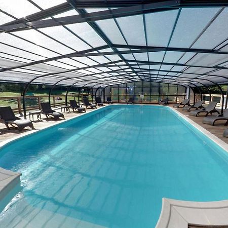 Camping Les Vernieres La Bourboule Sancy Esterno foto
